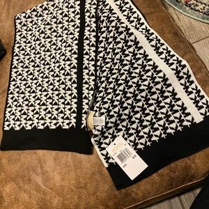 Michael Kors Scarve